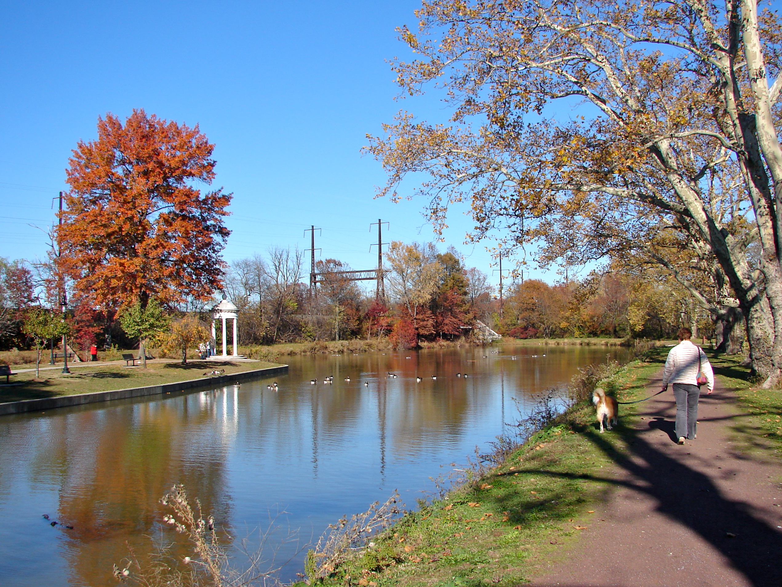 Delaware_Canal_w_dog